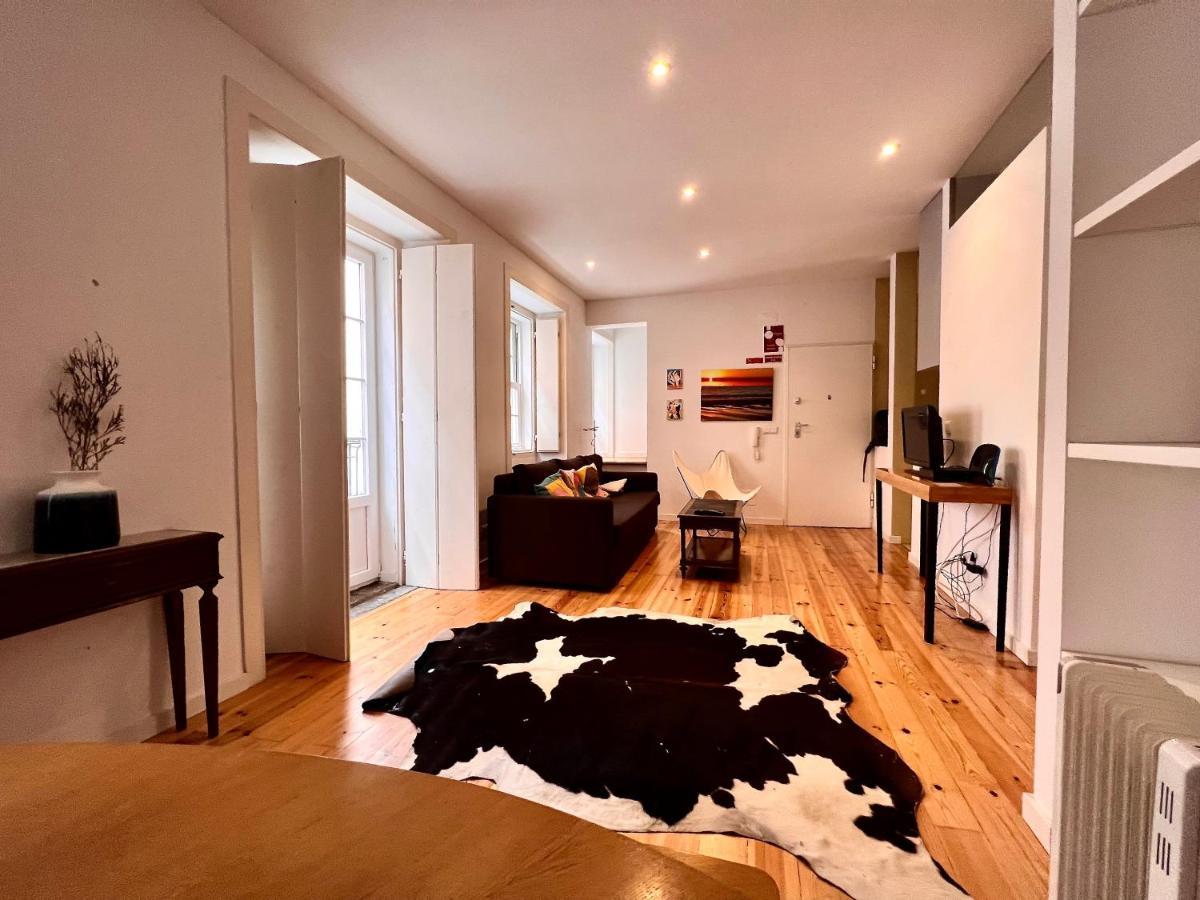 Bright And Sunny Apartment Lisbon Exterior photo