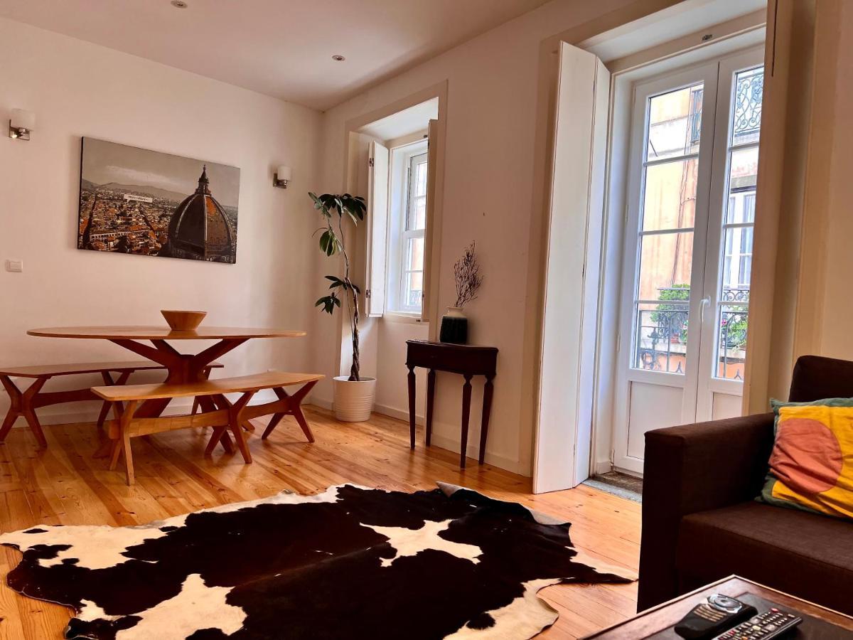 Bright And Sunny Apartment Lisbon Exterior photo